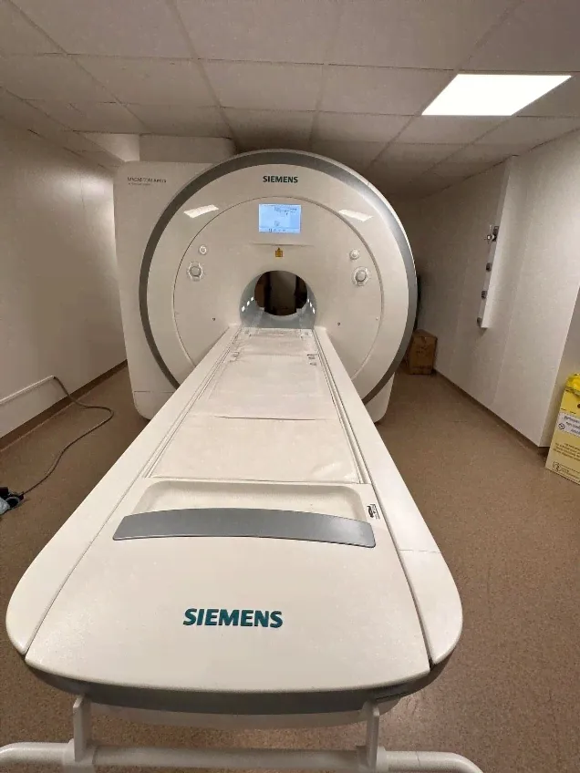 Магнитно-резонансный томограф Siemens Amira 1.5T..