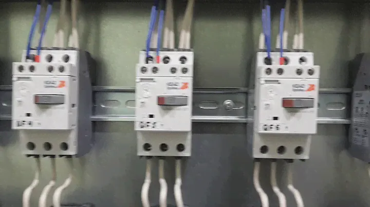 Шкаф управления на базе ПЛК Siemens S7-200 авт. выкл. КЭАЗ силовой шкаф АСУТП Simatic ABB ACS150 MCC